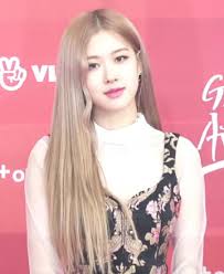 Thus it can vary upon one's choices and opinion. Blackpink Rose Believes This Member Is The Prettiest In The Group