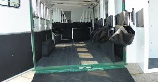 avoid slippery floors in your horse trailer