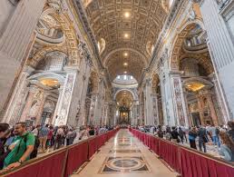 The present basilica, built on the constantinian basilica, is the expression of the will of the popes of the renaissance who, relying on great artists such as bramante. Visiting Saint Peter S Basilica Must See S Pics Tips How To Skip The Line