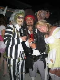 Me as a female beetlejuice. Bettlejuice Costume 5 Steps Instructables