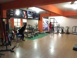 planet gym in college road hospet