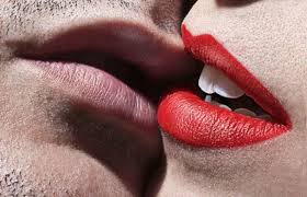7 reasons why women don t kiss you by