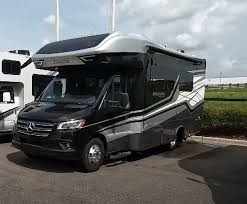small jayco motorhome s up in size