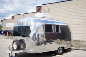nomad custom trailers