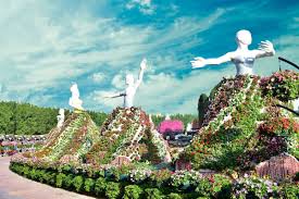 dubai miracle garden welcomes visitors