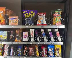 Imagen de Soprano vending machine in a hospital