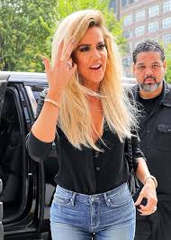 Khloé kardashian appeared to respond to tristan thompson engagement rumors. Is Khloe Kardashian Engaged To Tristan Thompson The Diamond On Her Finger Certainly Says So Autumn Leaves