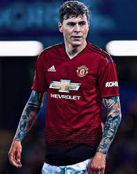 And i mean not just competing in the jump, he completely misjudges the lindelof has been better than maguire for while now. Victor Lindelof Fans Home Facebook