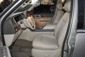 Used 2004 Lincoln Navigator Luxury Rear