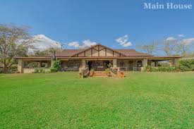 4 bedroom ranch style house in