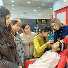 makeup artist course in gurgaon top