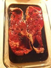 Soy sa8ce and steak : Best Steak Marinade Ever 2 Cups Soy Sauce 1 Cup Brown Sugar 1 Tbsp Minced Garlic 1 2 Tsp Liquid Smoke 2 Tbsp Worcesters Grilling Recipes Meat Recipes Recipes