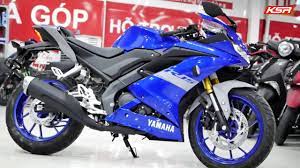 These colors make the bike look very appealing. Yamaha R15 V3 Bs6 155 Vva 2021 Blue Gp Racing Blue Walkaround Youtube
