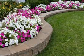 Four Creative Flower Bed Ideas To Get