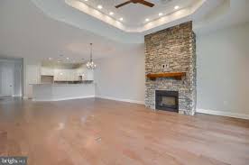 York's finest selection of carpet, hardwood, laminate, ceramic and porcelain tile, resilient vinyl flooring and area rugs. Hardwood Flooring East York Pa Homes For Sale Redfin