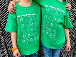 A custom design can let you express your individuality or show your solidarity with a group or team. Diy Custom Class T Shirts Fun365