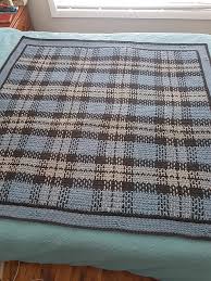 easy to crochet tartan rug pattern by
