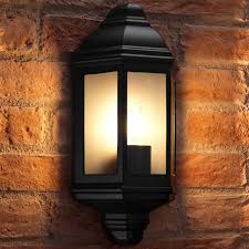 Auraglow Traditional Outdoor Wall Light