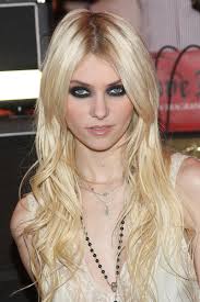 taylor momsen loses her modeling