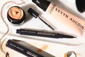 kevyn aucoin s bestselling makeup