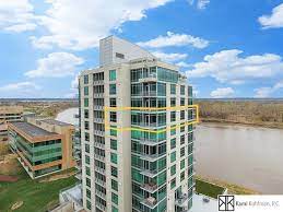 riverfront place condos and townhomes
