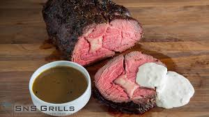 I find a number of recipes online that say after an initial 15 minutes at 450f it'll take about 20 minutes per pound at 250f. How To Cook A Perfect Smoked Prime Rib With Au Jus And Horseradish Cream On An Sns Grill Youtube