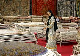 iranian rugs adopt comtemporary desings