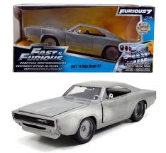 Here you will find all the cars seen in a 2015 blockbuster furious 7 alternatively titled fast and furious 7, directed by james wan. Jada Toys Jada97336 Dodge Charger R T 1968 Fast Furious 7 Satin Metal 1 24 Auto Films Scala 1 24