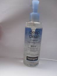 neutrogena deep clean makeup cleansing