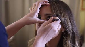 eye makeup trend makes lashes look thicker