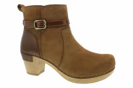 dansko anya biscotti nub womens boots