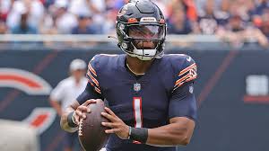 When will Justin Fields start for Bears? Chicago's 2021 debut plan for  rookie QB tied to playoff hopes | Sporting News