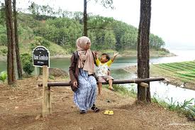 Ranu kumbolo adalah sebuah danau yang berlokasi di kaki gunung semeru, kabupaten lumajang. Ranu Gumbolo Tulungagung 2021 Ranu Gumbolo Destinasi Hits Di Tulungagung Yang Nggak Kalah Indah Sama Ranu Kumbolo Tulungagung Regencu Pronounced TuloÅ‹aÉ¡oÅ‹ Is A Regency Kabupaten Of East Java Province Indonesia