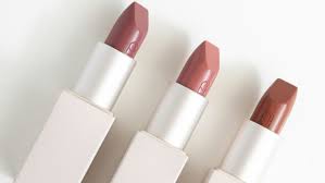 does lipstick expire all details you