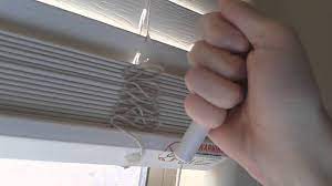 How to close your blinds not like an idiot - YouTube