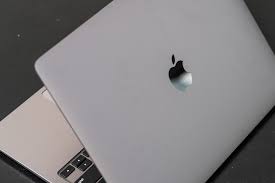 macbook air 2020 review apple gets