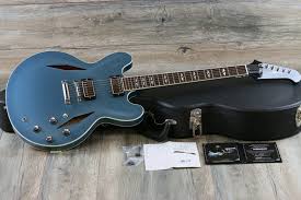 Released by the gibson guitar corporation as part of its es (electric spanish). Rare 1st Run Gibson Dave Grohl Dg 335 2008 Pelham Blue With Signed Coa And Ohsc Es335 Lovies Guitars