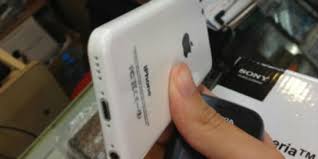 Beli iphone murah 500 ribu di blibli.com. Iphone 5c Si Murah Yang Dijual Dengan Harga Rp 4 5 Juta Merdeka Com