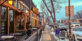 Панорама денвера скульптура укрощение мустанга в центре. Quick Guide To The Best Neighborhoods In Denver Areas To Live And Visit In Mile High City
