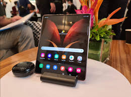 Samsung galaxy fold best price is rs. Samsung Galaxy Z Fold2 5g Arrives In Malaysia For Rm7 999 Pre Order Starts 11th September The Axo