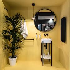 Designing a smaller bathroom is always harder than larger spaces, but this should not prevent homeowners from experimenting with high quality bathroom design. Small Guest Bathroom Decor Ideas