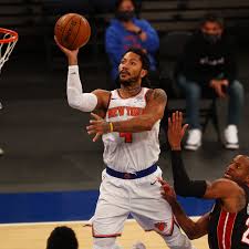 1 high school point guard. Derrick Rose Against All Odds And Knee Surgeries Is Succeeding Chicago Sun Times