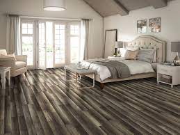 wood plank laminate flooring