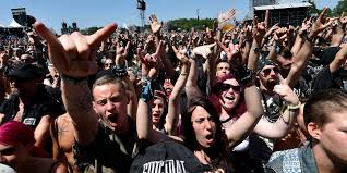 Résultat de recherche d'images pour "hell fest metal explique"