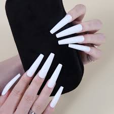 fake nails with nail glue nail file