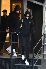 Kendall jenner and ben simmons. See Photos Of Kendall Jenner And Ben Simmons Out On First Nyc Date Since Reconciling