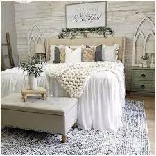 farmhouse style bedroom decor
