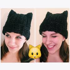 You guys can whip this pretty kitten ear in just 30 minutes also! Crochet Kitty Cat Beanie Sewrella