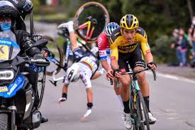 The world champion cyclist went head over heels after. Geoghegan Hart Wins Giro Stage 15 While Van Der Poel Triumphs In Flanders Giro D Italia The Guardian