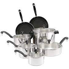 Farberware classic cookware combines today's technology with the iconic style and quality that farberware has delivered for 100 years. Farberware Classic Series Ii Stainless Steel 12 Piece Cookware Set Bed Bath Beyond
